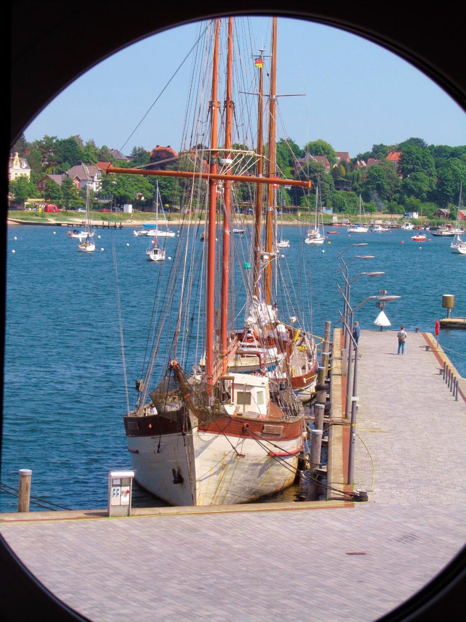 Apartment 12 - "Silbermoewe I" - Blickrichtung Yacht- Und Binnenhafenoffenes Meer Eckernförde Buitenkant foto